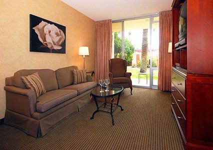Quality Inn & Suites Downtown Phoenix Oda fotoğraf